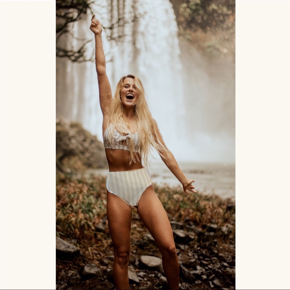 *Albion Fit Swimsuit - Off The Hook Bikini SET*